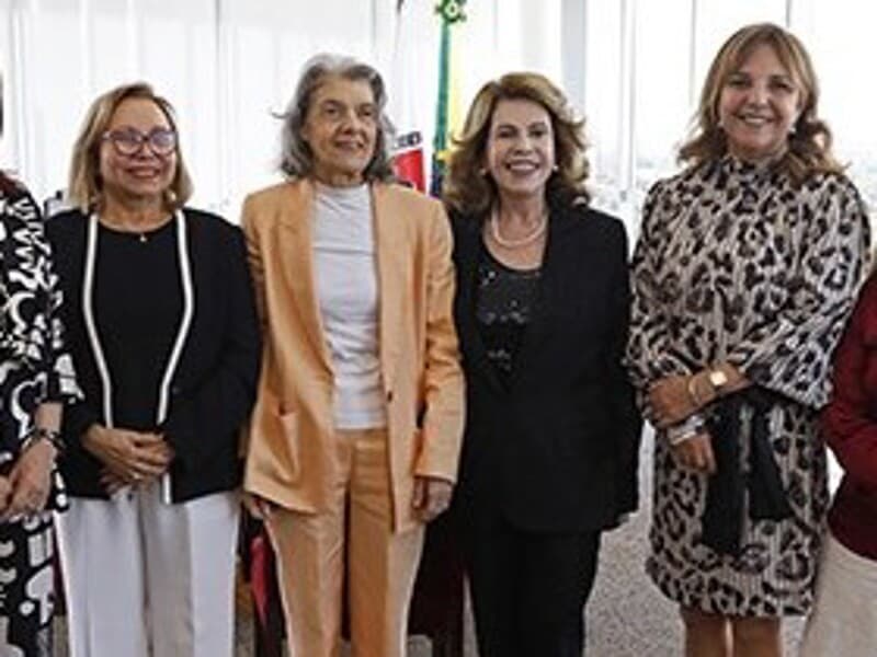 Presidentes se reuniram com a ministra Cármen Lúcia no último dia 24. - Alejandro Zambrana/Secom/TSE