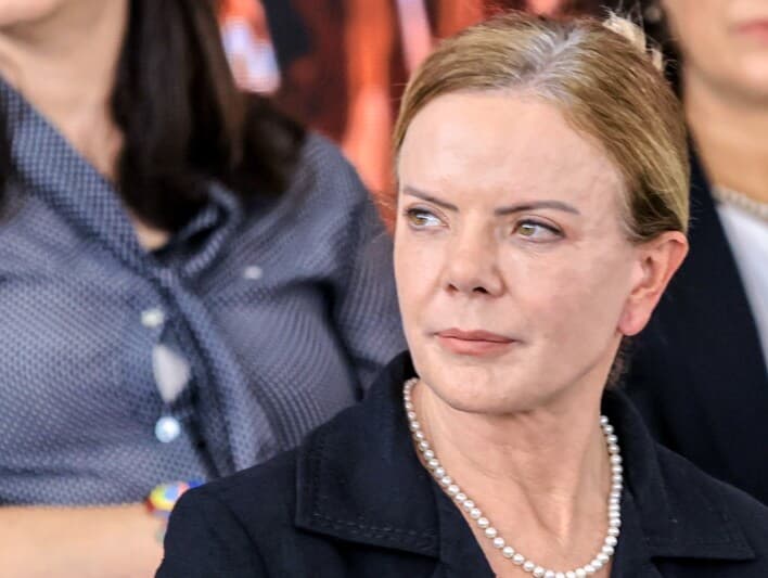 Gleisi deve deixar o ministério nos próximos dias para poder se candidatar ao Senado. - Wallace Martins/WM StockPress/Folhapress