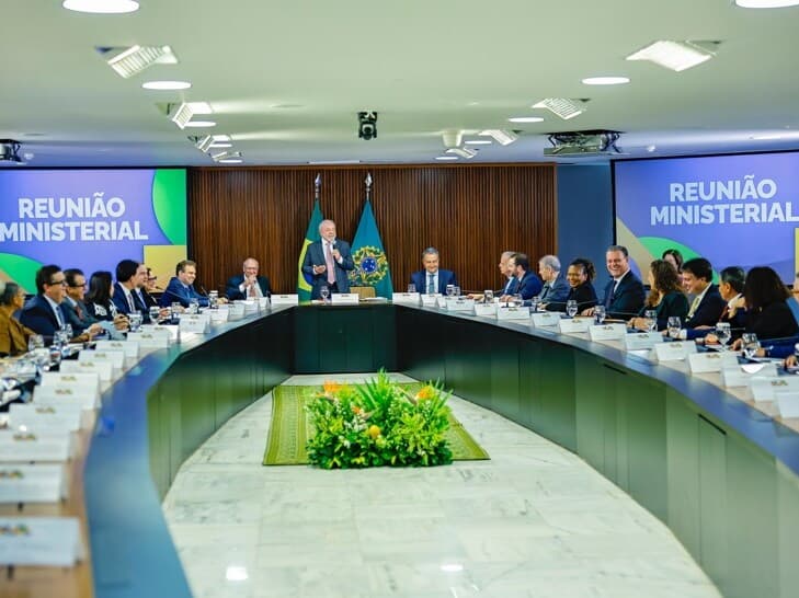 Lula comanda reunião ministerial desta terça-feira (31), que servirá de despedida para quase metade dos seus auxiliares diretos. - Ricardo Stuckert/PR