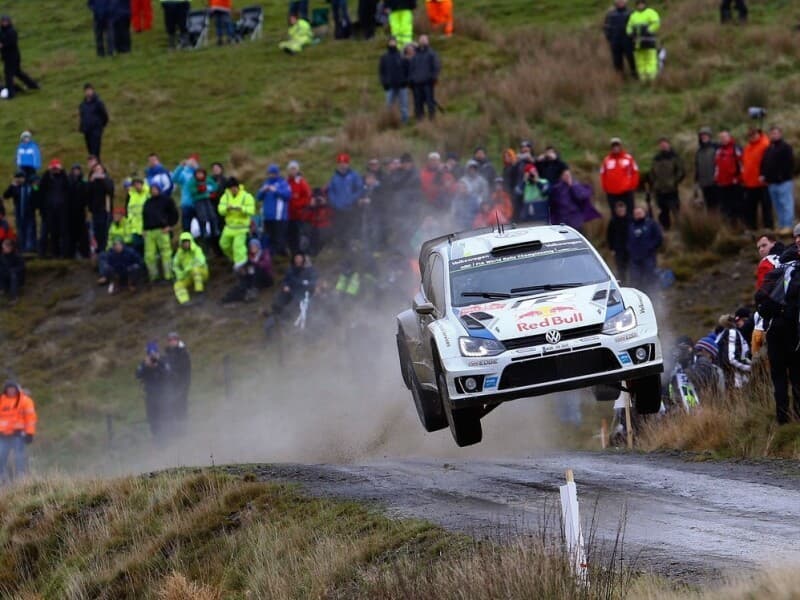Veículos de rali e enduro poderão circular em rodovias para deslocamento logístico sob regras rígidas de segurança. - Francois Baudin/DPPI/Frame/Folhapress Veículos de rali e enduro poderão circular em rodovias para deslocamento logístico sob regras rígidas de segurança. - Francois Baudin/DPPI/Frame/Folhapress