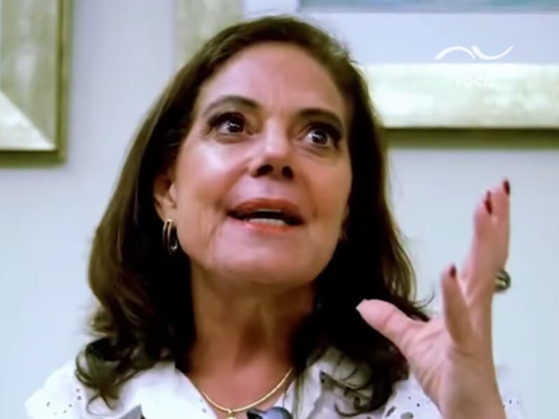 Deputada compareceu ao lançamento do livro. - Reprodução/X