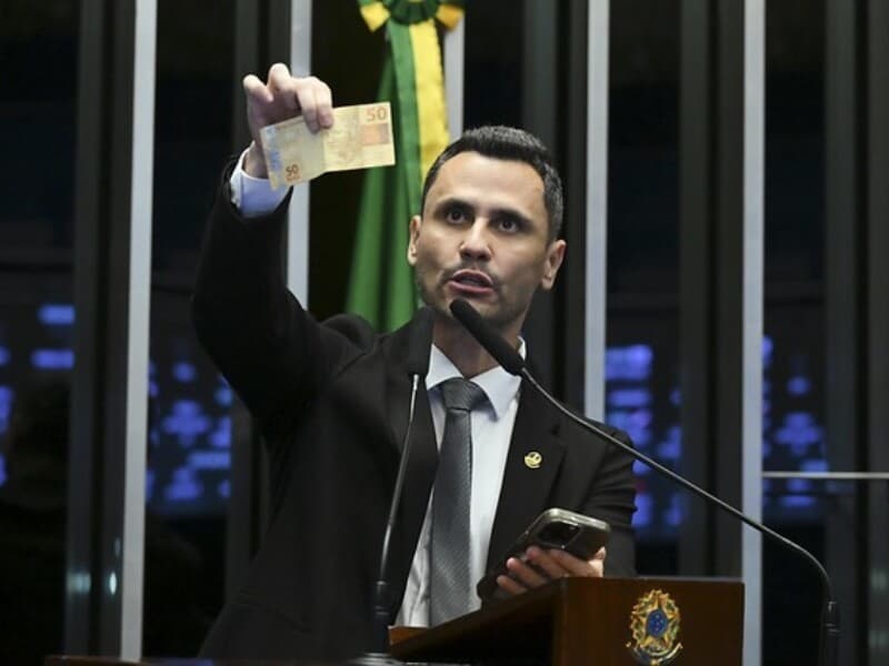 Cleitinho afirma que discussão sobre jornada de trabalho é necessária para garantir dignidade e renda. - Jefferson Rudy/Agência Senado