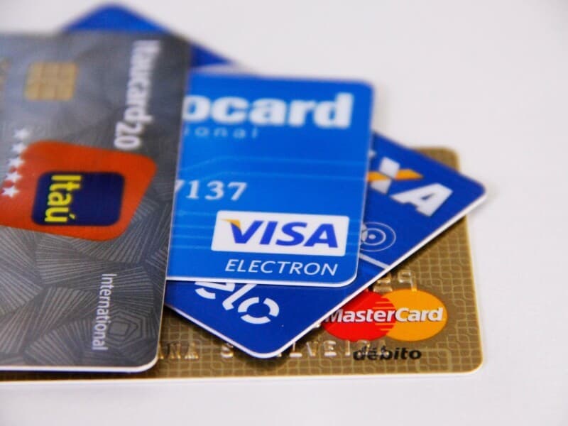 O projeto em tramitação no Senado busca recompensar financeiramente consumidores com bom histórico de crédito. - Everton Silveira/Agência Freelancer/Folhapress