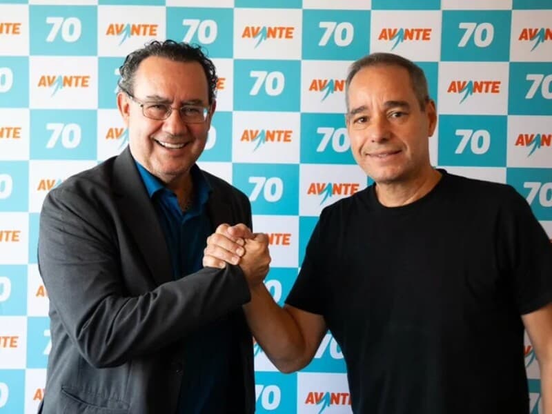 O escritor foi anunciado oficialmente pelo partido neste domingo (5). - Divulgação/Avante