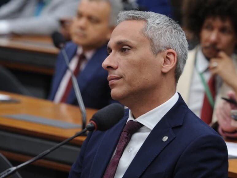 Gustavo Gayer comparou Gleisi a prostituta e chamou Lindbergh, que é namorado da deputada, de "cafetão". - Renato Araújo/Agência Câmara Gustavo Gayer comparou Gleisi a prostituta e chamou Lindbergh, que é namorado da deputada, de "cafetão". - Renato Araújo/Agência Câmara