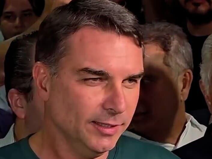 Flávio Bolsonaro - Reprodução/Youtube Flávio Bolsonaro - Reprodução/Youtube