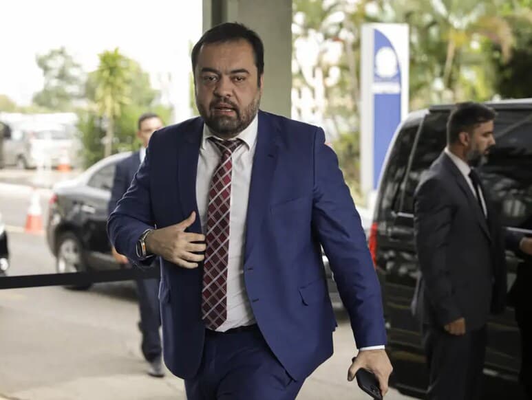 Cláudio Castro afirma que dores nas costas o impediram de viajar a Brasília para prestar depoimento à CPI do Crime Organizado. - Joedson Alves/Agência Brasil