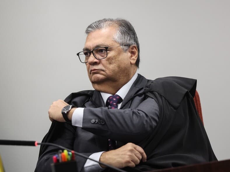 Dino reagiu ao pedido de indiciamento proposto pelo senador Alessandro Vieira contra os ministros Alexandre de Moraes, Dias Toffoli e Gilmar Mendes. - Gabriela Biló/Folhapress