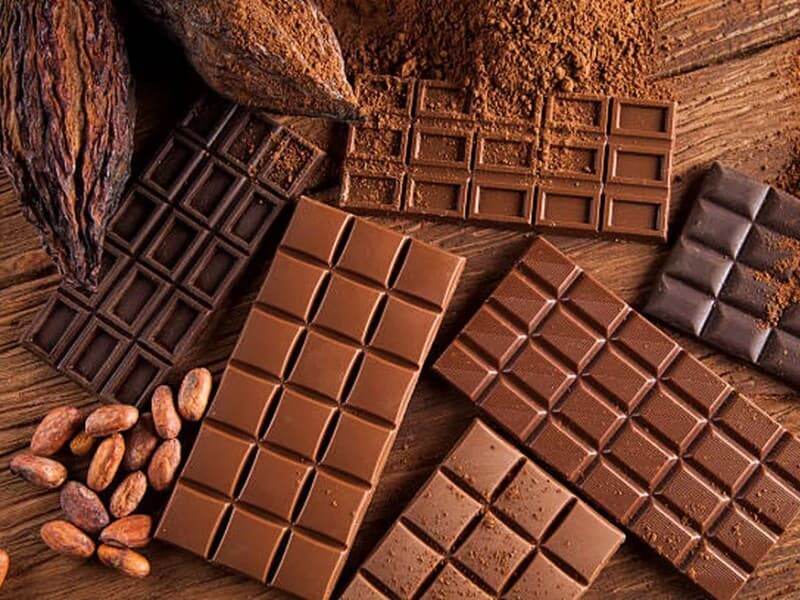 Projeto aprovado pelo Senado estabelece percentuais mínimos de cacau para que produtos possam ser classificados como chocolate no Brasil. - Istock