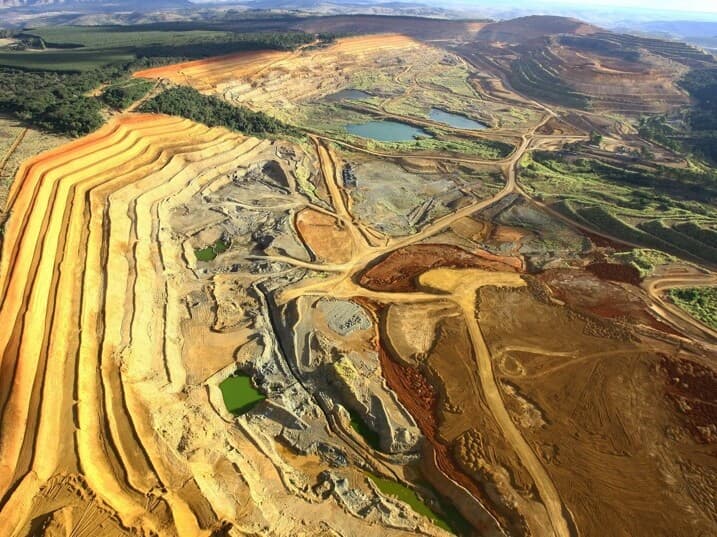 Jazida de mineração da empresa Vale Fertilizantes na, região de Araxá (MG). O município se tornou atrativo aos gigantes do setor de mineração do Brasil por possuir terras raras de onde podem ser retirados os rejeitos de nióbio e fosfato. - Edson Silva/Folhapress