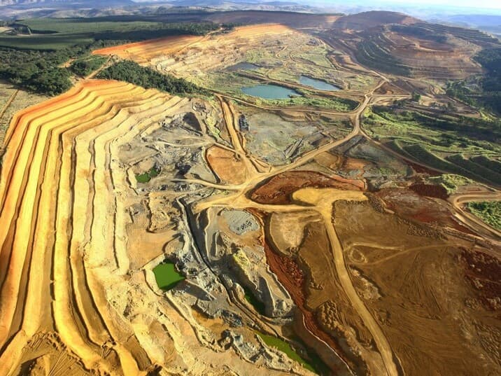 Jazida de mineração da empresa Vale Fertilizantes na, região de Araxá (MG). O município se tornou atrativo aos gigantes do setor de mineração do Brasil por possuir terras raras de onde podem ser retirados os rejeitos de nióbio e fosfato. - Edson Silva/Folhapress