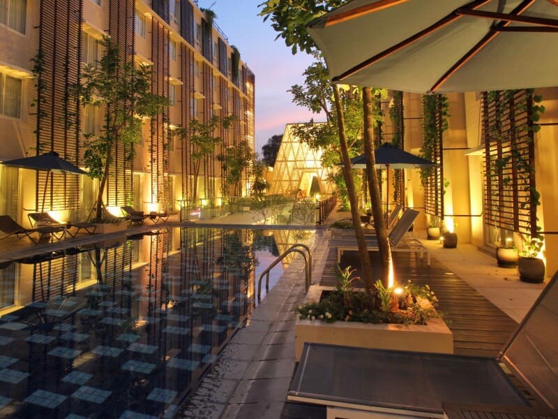 Projeto estabelece teto de gastos para hospedagem com recursos públicos. - Freepik