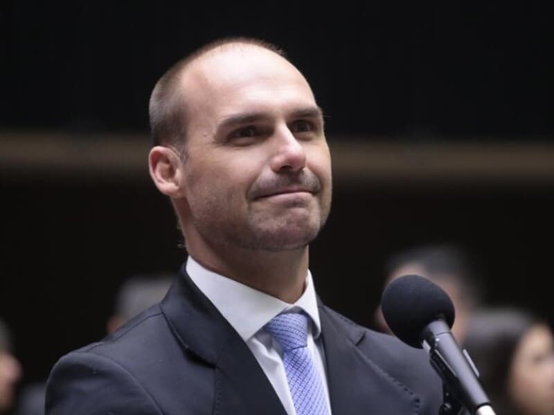 Eduardo Bolsonaro responde por coação no processo que resultou na condenação de seu pai. - Bruno Spada/Câmara dos Deputados