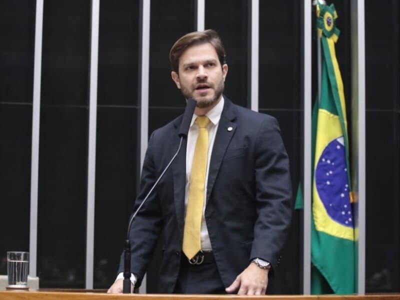 Becari pressiona por destravamento de projeto apresentado em 2023. - Bruno Spada/Câmara dos Deputados