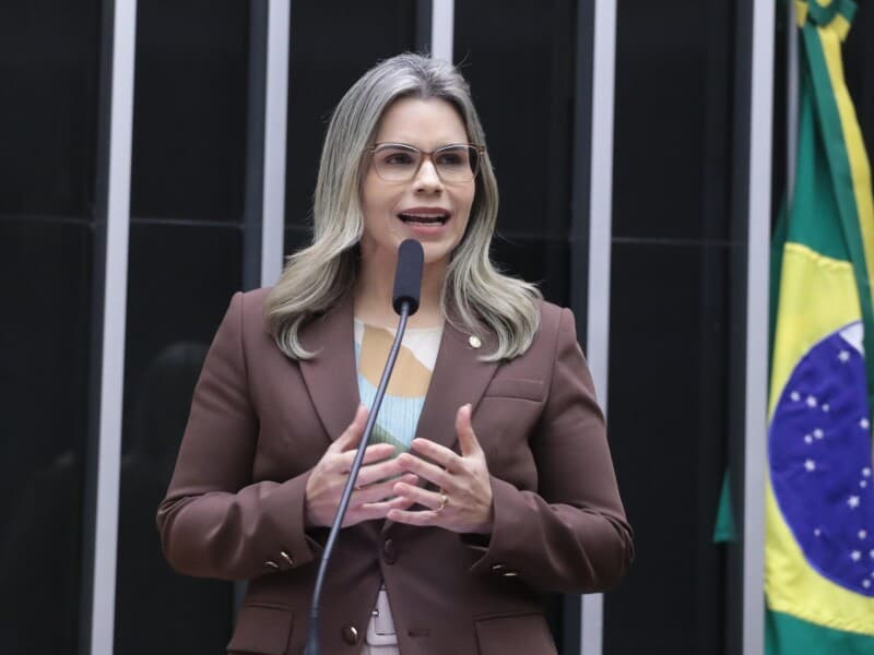 Texto relatado por Clarissa Tércio (PP-PE) proíbe exclusão de mães e gestantes em concursos de beleza. - Bruno Spada/Câmara dos Deputados