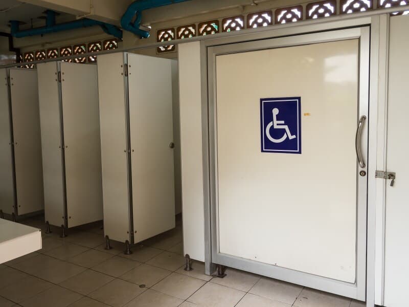 Projeto prevê instalação em todas as estações de metrô e trem. - Freepik