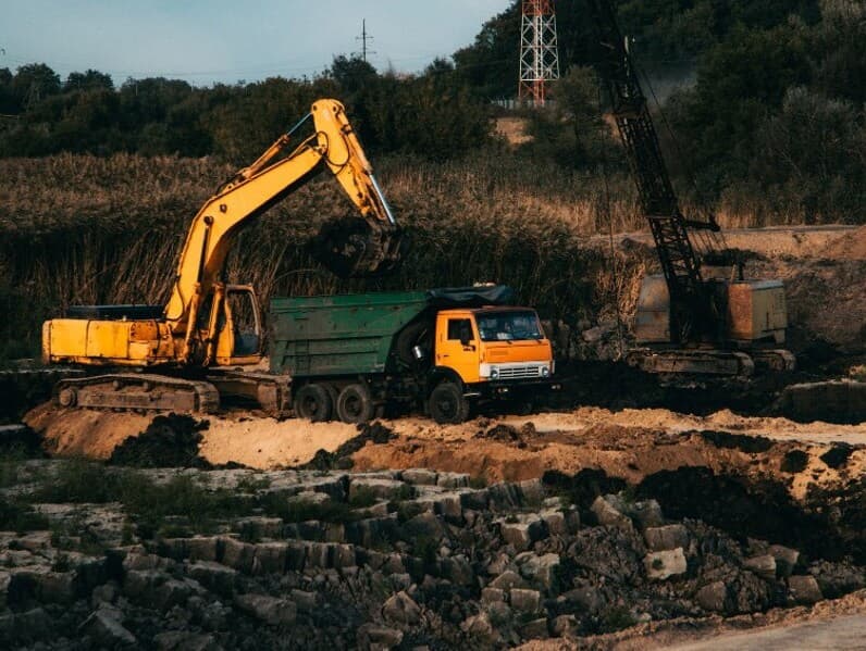 Rede Sustentabilidade pede que o STF reconheça a falta de uma regulação eficaz para minerais estratégicos no Brasil.  - Freepik