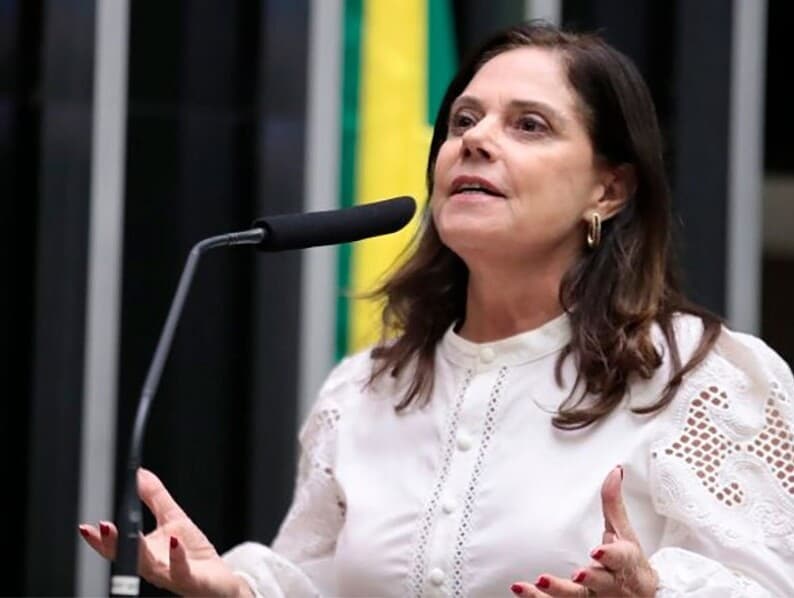Projeto de lei apresentado por Soraya Santos busca garantir autonomia a esteticistas e coibir sanções consideradas abusivas. - Zeca Ribeiro/Câmara dos Deputados