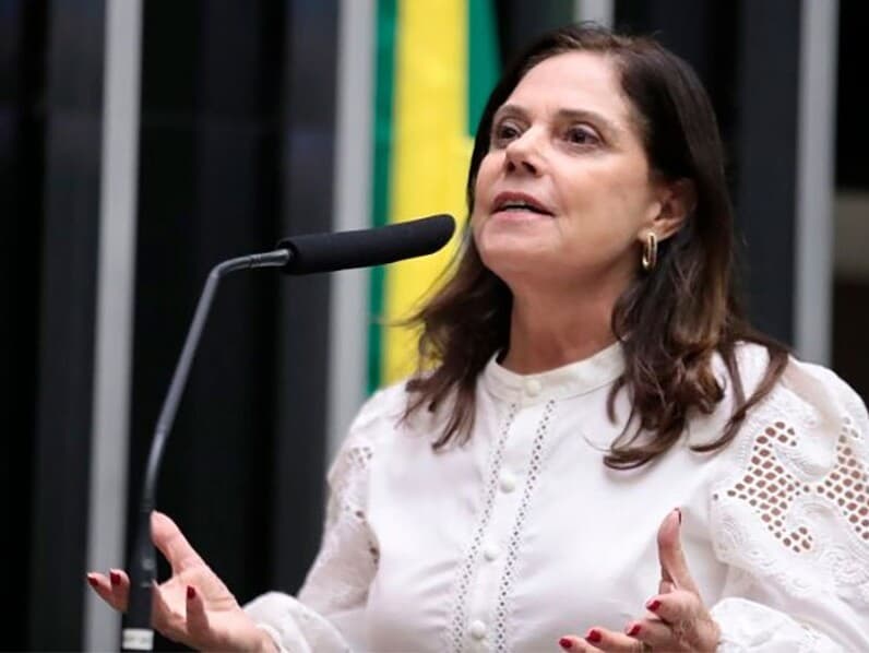 Projeto de lei apresentado por Soraya Santos busca garantir autonomia a esteticistas e coibir sanções consideradas abusivas. - Zeca Ribeiro/Câmara dos Deputados