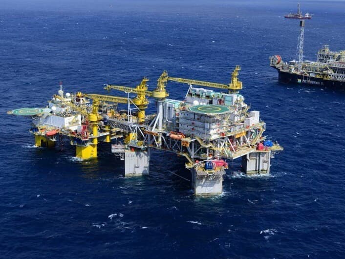 Firjan estima perdas de R$ 21 bilhões para o Estado e os municípios do Rio de Janeiro, maiores produtores de petróleo do país, caso STF derrube liminar. - Agência Petrobras