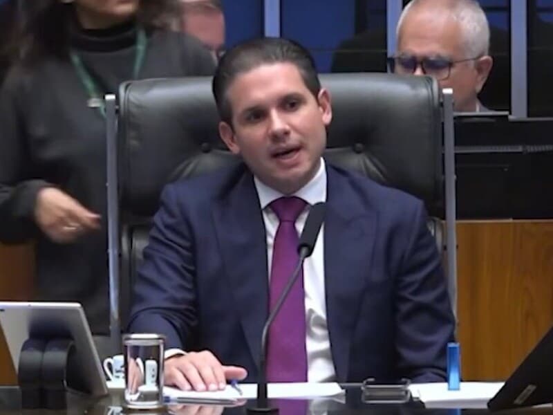 Presidente da Câmara destacou impacto da produção dos minerais críticos e estratégicos para o desenvolvimento nacional. - TV Câmara/Reprodução