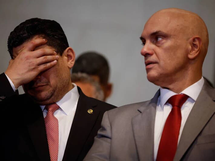 Decisão de Moraes ocorre menos de 24 horas após Alcolumbre promulgar Lei da Dosimetria, confirmando a derrubada do veto de Lula. - Pedro Ladeira/Folhapress