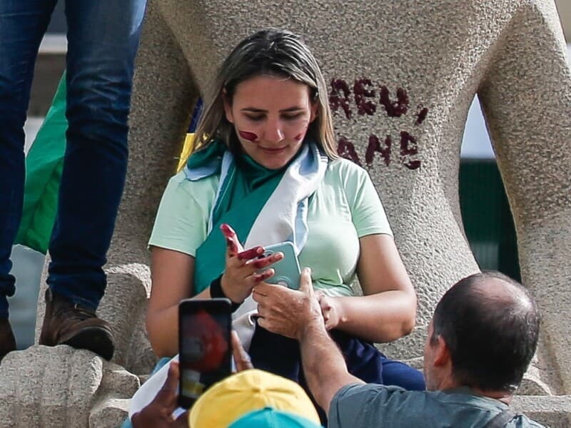 Débora cumpre pena de 14 anos de prisão por envolvimento em ataques às sedes dos três Poderes. - Gabriela Biló/Folhapress