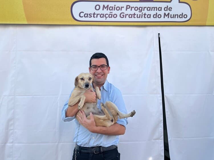 O deputado Marcelo Queiroz comandou, como secretário da Agricultura, o o RJPET, chamado de "o maior programa de castração gratuita do mundo". - Governo do RJ