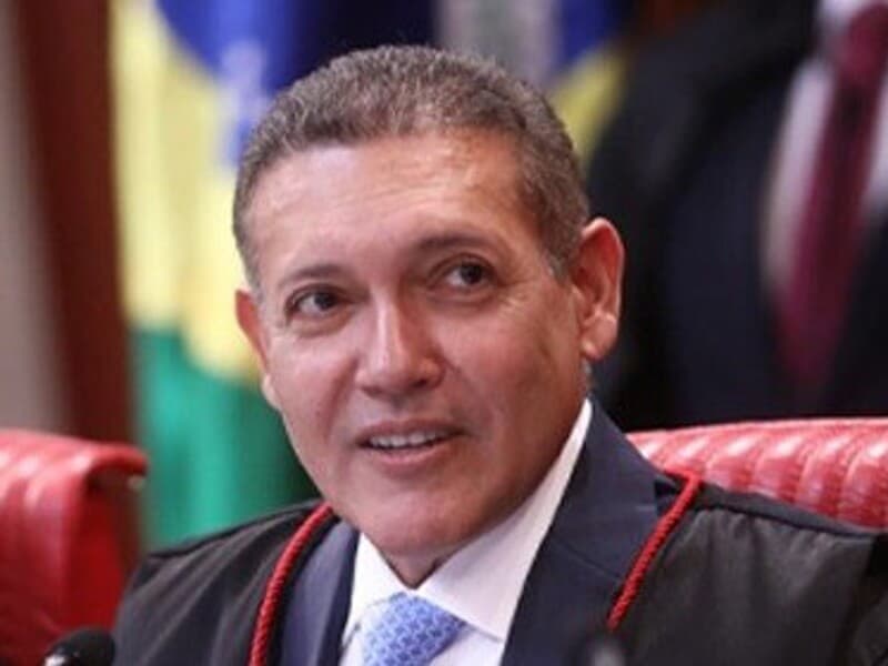 Indicado por Bolsonaro para o STF em 2020, Nunes Marques acumua agora a presidência do TSE. - Luiz Roberto/Agência TSE