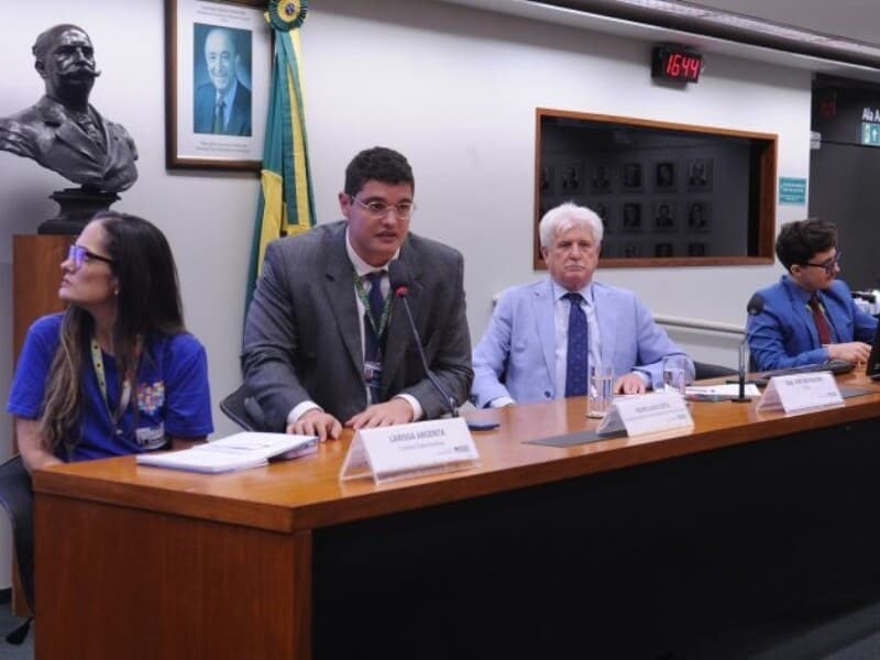 Especialistas criticaram a patologização do autismo. - Renato Araújo / Câmara dos Deputados