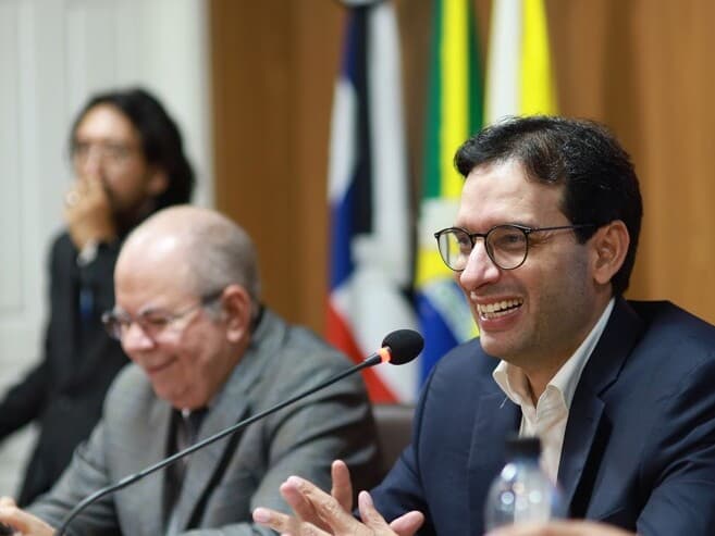 Leo Prates é o relator das propostas que tratam do fim da escala 6x1 e da redução da jornada de trabalho na comissão especial. - Jones Pereira/Agência Câmara Leo Prates é o relator das propostas que tratam do fim da escala 6x1 e da redução da jornada de trabalho na comissão especial. - Jones Pereira/Agência Câmara