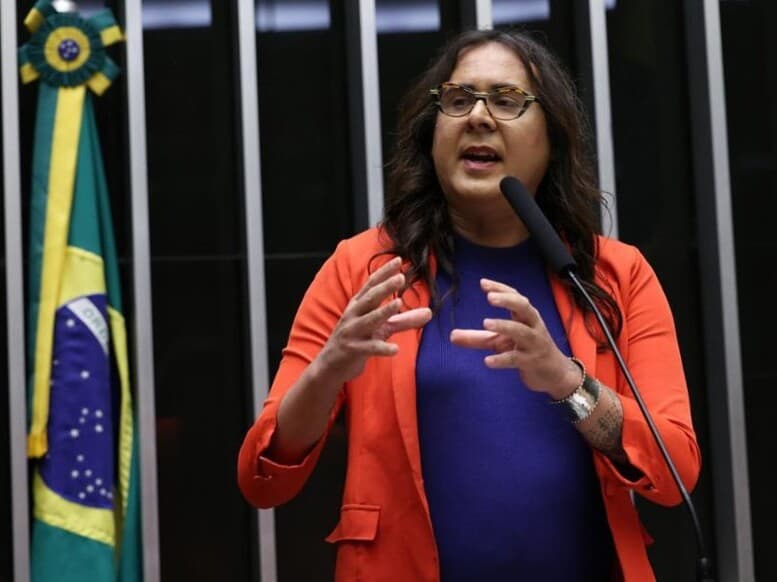 Duda Salabert apresentou projeto que limita terceirização a atividades-meio e cria prazo de adaptação para contratos vigentes. - Kayo Magalhães / Câmara dos Deputados