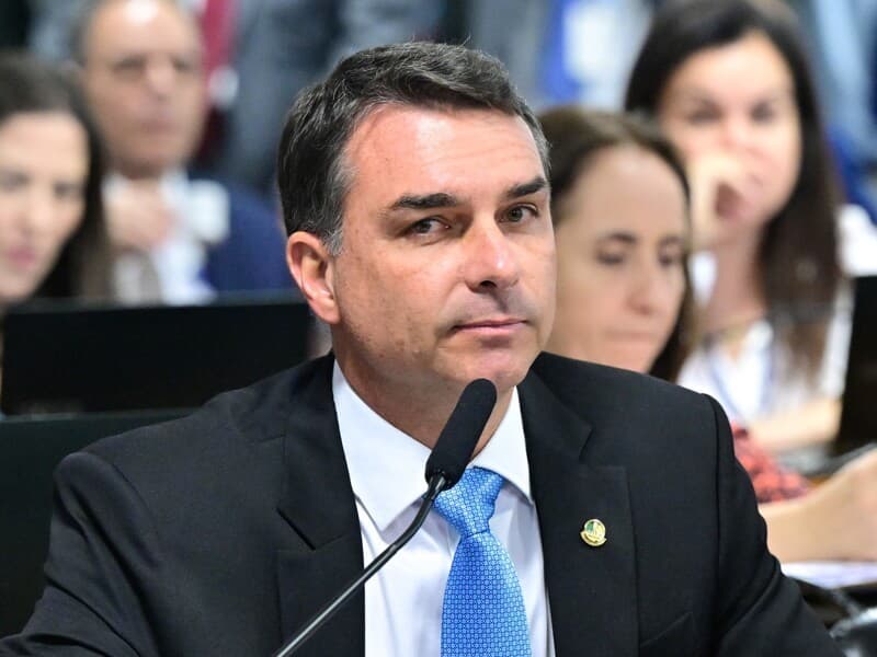 Equipe jurídica do senador pede suspensão da pesquisa. - Geraldo Magela/Agência Senado