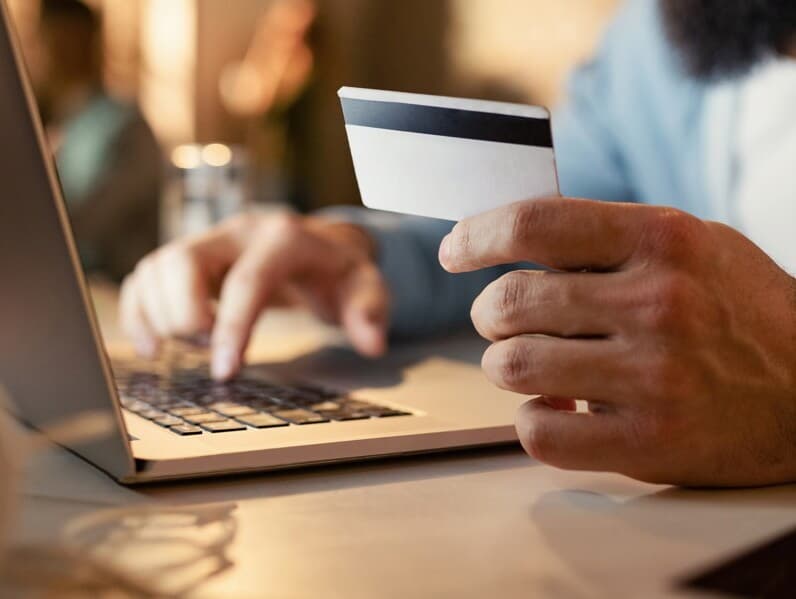 Documento busca prevenção de fraudes. - Magnific