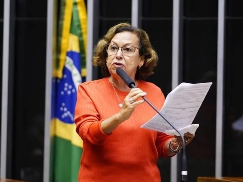 Deputada Lídice da Mata afirmou que a economia criativa pode impulsionar o desenvolvimento regional e gerar oportunidades econômicas. - Pablo Valadares/ Câmara dos Deputados