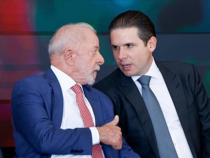 PEC 6x1: Lula e Hugo Motta negociam texto que será votado na Câmara. - Pedro Ladeira/Folhapress