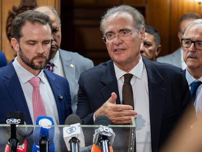 O ministro Dario Durigan recebeu, na quarta-feira passada, o senador Renan Calheiros para discutir ajustes no texto que será votado pelos senadores. - Washington Costa/Ministério da Fazenda