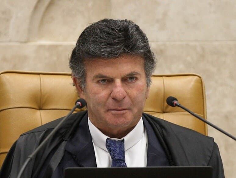 Luiz Fux acompanhou o relator André Mendonça em seu voto favorável à manutenção das prisões de Henrique e Felipe Vorcaro. - Nelson Jr./STF