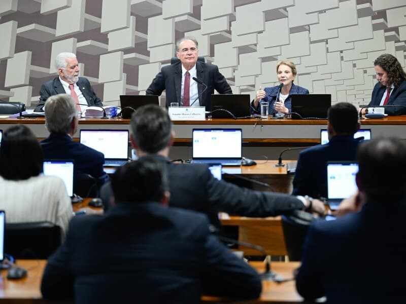 Comissão aprovou propostas sobre mercado financeiro, pesquisa regional e capacitação do sistema penitenciário. - Andressa Anholete/Agência Senado