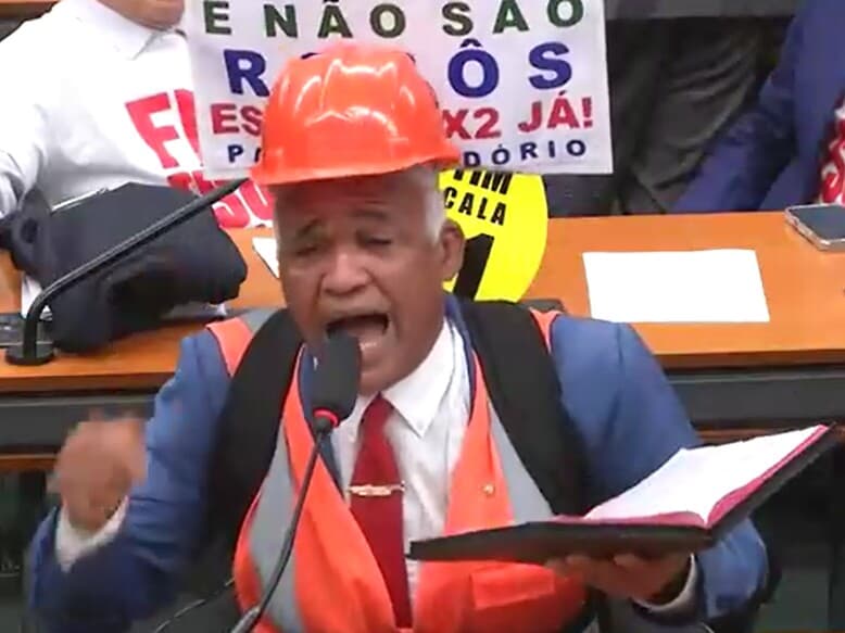 Pastor Sargento Isidório roubou a cena durante a reunião da comissão especial convocada para votar o fim da escala 6x1. - Reprodução/Youtube