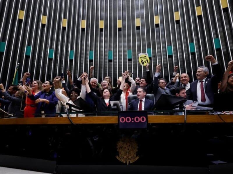 Proposta de emenda à Constituição reduz a jornada semanal de trabalho de 44 para 40 horas. - Marina Ramos/Camara dos Deputados