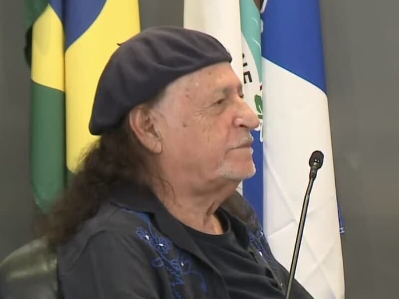 Cerimonial trocou versões de canção ao conceder honraria ao músico pernambucano. - Reprodução