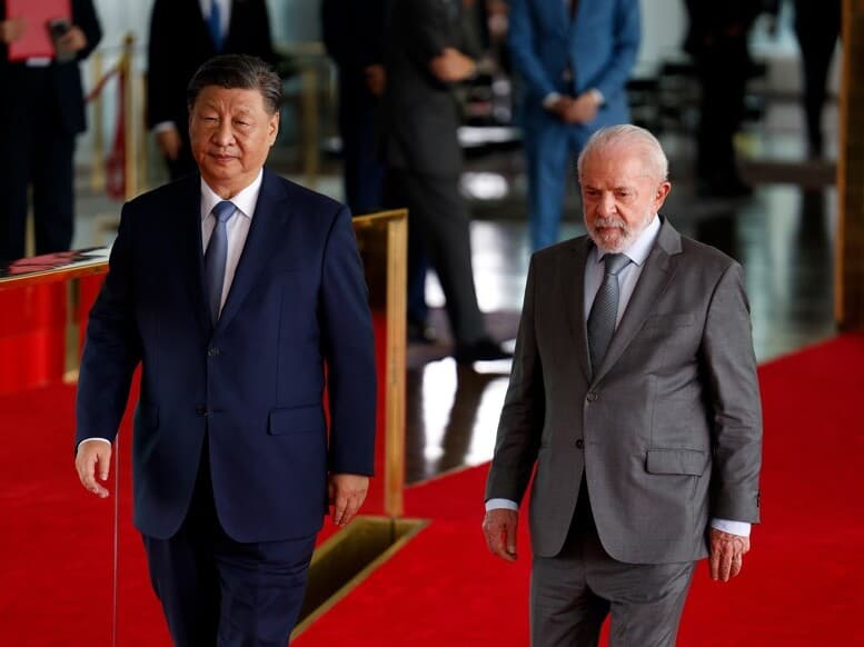 Lula e o presidente da China, Xi Jinping, durante visita do líder chinês ao Brasil em novembro de 2024. - Pedro Ladeira/Folhapress