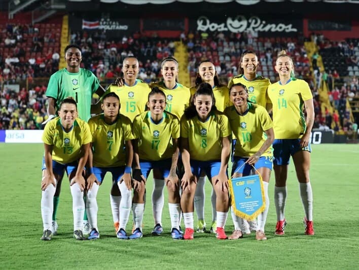 Texto prevê medidas de segurança, venda de ingressos, vistos e proteção de direitos comerciais da FIFA. - Lívia Villas Boas/Staff Images/CBF