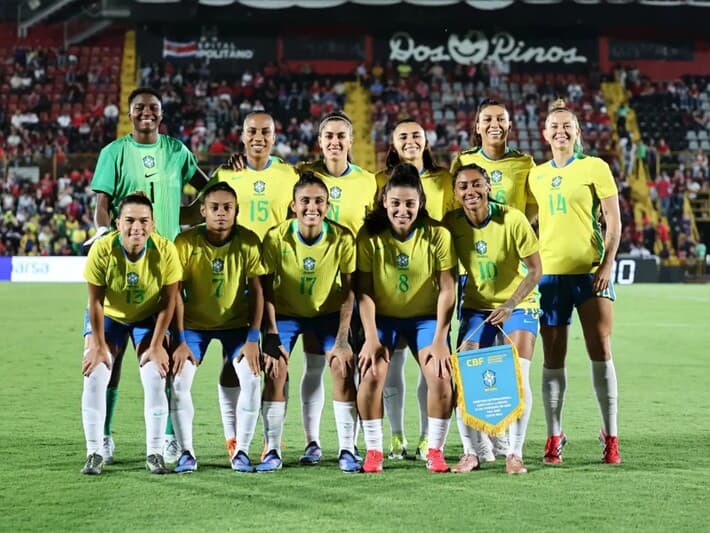 Texto prevê medidas de segurança, venda de ingressos, vistos e proteção de direitos comerciais da FIFA. - Lívia Villas Boas/Staff Images/CBF