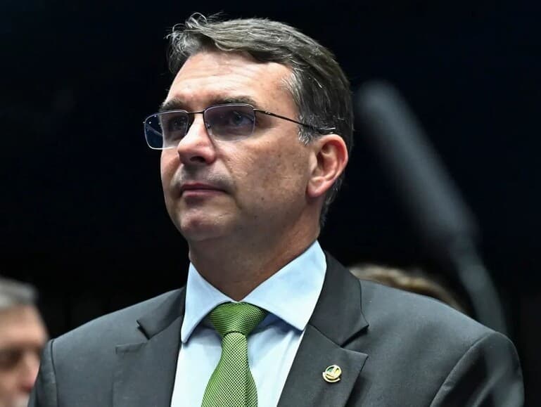Flávio Bolsonaro nega responsabilidade por novo tarifaço estudado pelos Estados Unidos. - Jefferson Rudy/Agência Senado