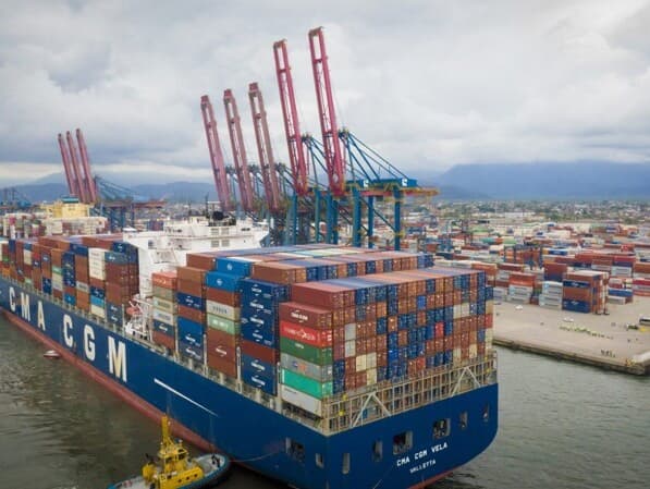 Valor impacato equivale a 35% do montante exportado pelo Brasil para os EUA, afirma a Câmara Americana de Comércio. - Divulgação/Santos