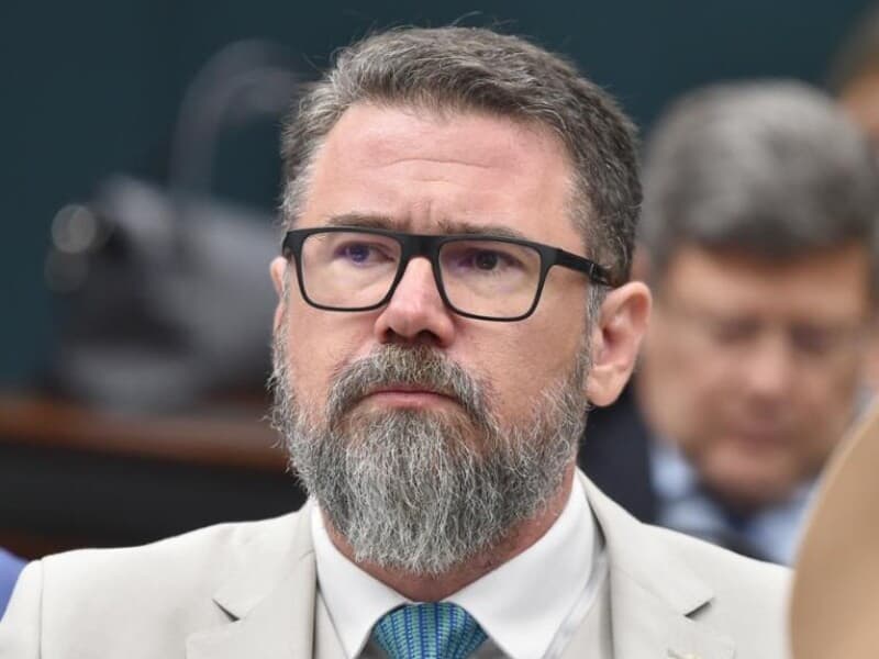 Pollon já possuía suspensão em tramitação por ocupação irregular da Mesa Diretora.  - Zeca Ribeiro / Câmara dos Deputados