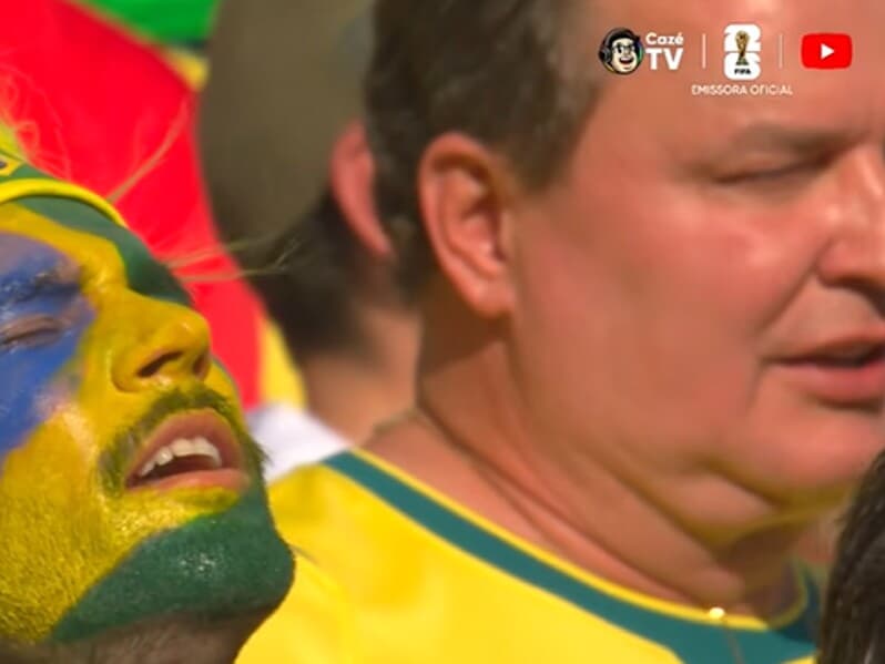 Max Russi apareceu na transmissão oficial do jogo entre Brasil e Marrocos na Copa do Mundo 2026.  - Reprodução/Casé TV