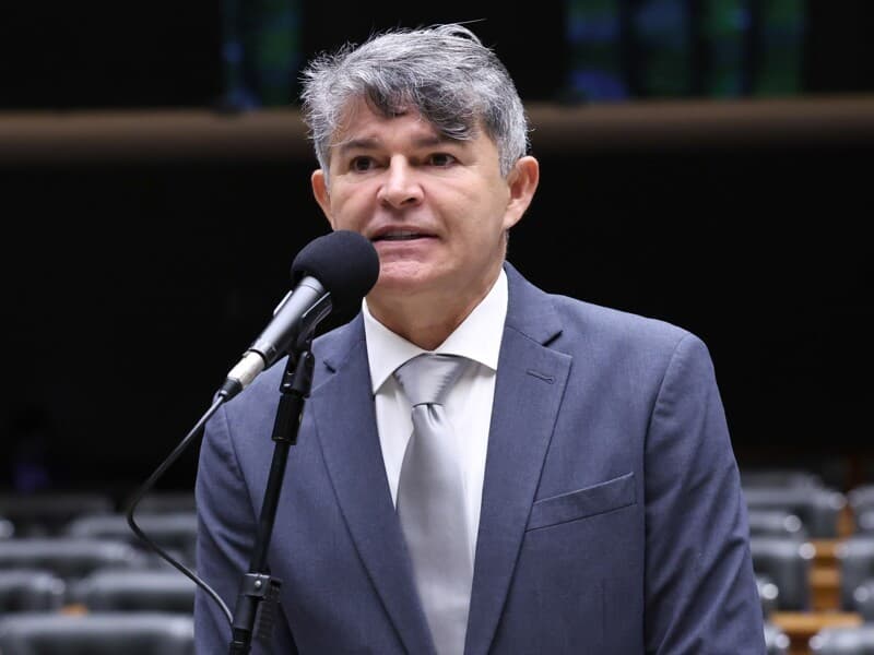 Proposta garante assistência jurídica a policiais.  - Kayo Magalhães/Câmara dos Deputados